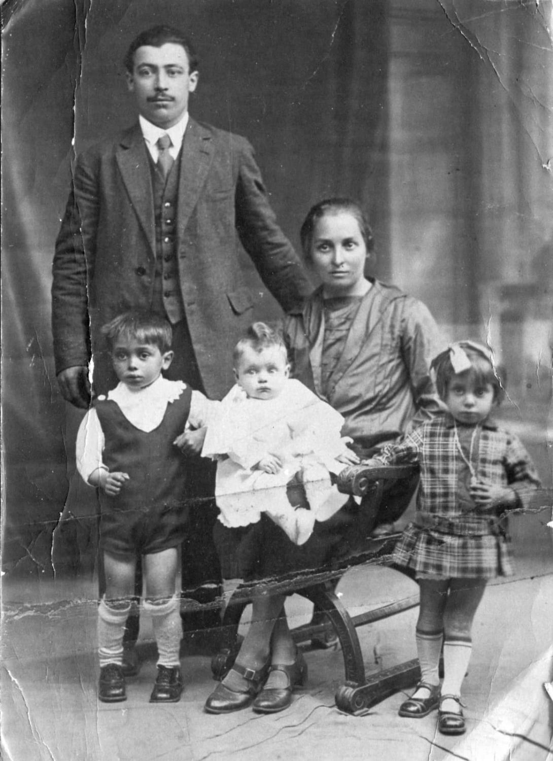 Louis, Madeleine et leurs trois premiers enfants